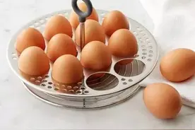 实用｜鸡蛋买回家，不能直接放冰箱，原来这么多年都错了！图片