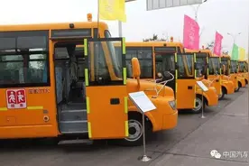 校车突破口在哪？专业运营是条路图片