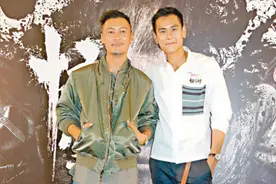 余文乐称没女孩介绍给彭于晏 自己也是刚刚够用图片