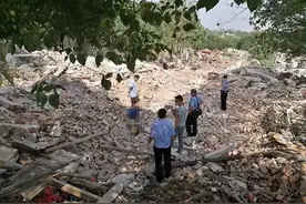 湖北拆迁废墟现高度腐烂尸体！警方通报：被掩埋后窒息死亡图片