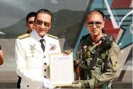 谢贤获谢霆锋赠八千万豪宅 选购2万元马桶图片