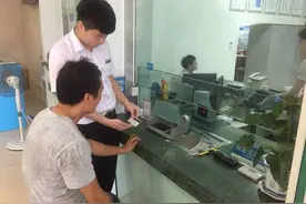 银行卡“掉链子” 东阳农商行这一招让他少跑1500公里图片