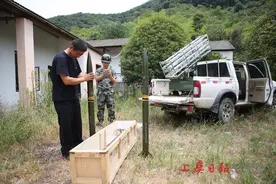 地上一声“惊雷” 甘霖从天而降图片