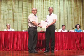 番禺区召开生活垃圾强制分类动员大会图片