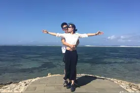 吴敏霞与老公巴厘岛蜜月 甜蜜合影羡煞旁人图片