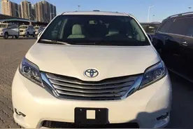 17款丰田塞纳两驱顶配天津港口现车最新价格图片