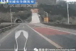 悲痛！阳和大道一大货车撞小电动，致父女两人身亡！图片