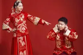 杭州一女子在婚登处等得掉眼泪！网友却说：嫁给他不亏图片