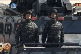 「热点」《战狼2》护照页让人热泪盈眶，真实的中国护照上写了啥？图片