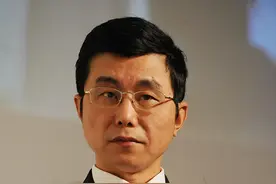 格力电器管理层变阵：黄辉升任执行总裁，谭建明接任总工程师图片
