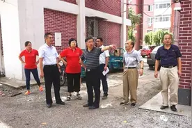 「百日会战」南宫社区：街道领导现场指导拆违工作图片