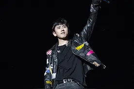 张杰长沙首开个唱邀张碧晨对唱 何炅现场教长沙话图片