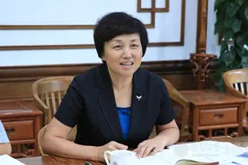 陈旭与本科生班主任代表座谈图片