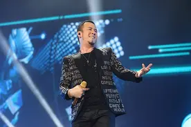 杨坤怒斥极端粉丝 盘点那些被私生饭骚扰的明星图片