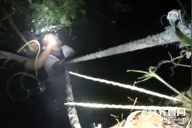 99秒丨15米深水井困住两父子 村民消防协力把人救起图片