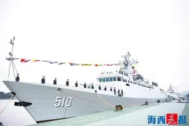 中国海军再添一员“带刀护卫”图片
