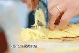 《中餐厅》杭州拍番外，张亮同款龙井虾仁、赛螃蟹炒番茄……赶紧学起来~图片