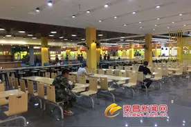 开学季：南昌高校食堂“颜值”爆表 全国美食一站式提供图片