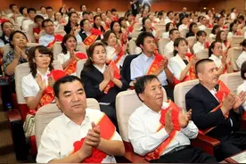 经开区今秋起实现农村15年、城市14年免费教育图片