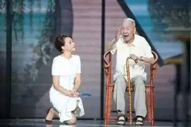 董卿这一跪，火遍了全中国！跪出了最美的中华骄傲图片