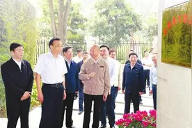 李克强总理在山西图片