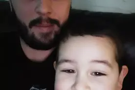 你的疑问，这个三岁小男孩都会回答图片