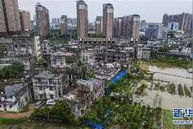 暴雨中遭水围困的1600多群众是如何安全转移的？图片