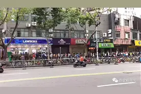 外资便利店罗森入驻南京遭“爆抢”，苏果“独霸”格局或洗牌图片