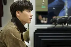 李易峰即将赴纽约时装周 儒雅随性衣品满分图片