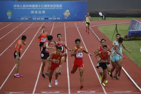 全国学生运动会中学组田径赛落幕 看青春小将们的风采图片