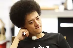 《青春旅社》：赵英俊变身行走的KTV，程晓玥尽显“女友力”图片