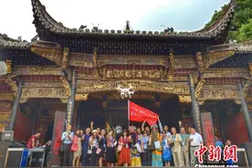 世界华媒走进中国古戏台之乡江西乐平 感受赣剧之美（图）图片