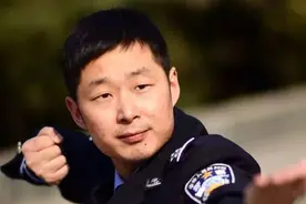 少林小子当刑警图片