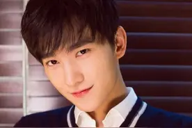 女粉丝当面叫老公 杨洋听到后竟然是这个反应图片