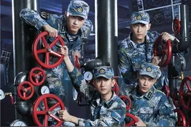 当潜艇兵遇上浪漫：《深海利剑》中的军人大美你get了吗？图片