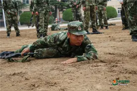 学到这几招秘籍，做“一线带兵人”的“王者”图片