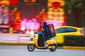 再也吃不到外卖小哥炒的菜了！美团：该外卖小哥已离职！图片