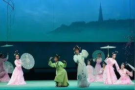 绍百“六代弟子”携手闯上海滩 青春版《白蛇前传》惊艳亮相图片
