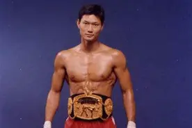 他拳打泰拳王 一脚踢飞吴京 李连杰甘拜下风 唯独他能对付图片