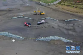 中国汽车场地越野锦标赛晴隆站赛况图片