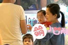嗯哼有妹妹了？疑似杜江霍思燕一岁小女儿曝光图片