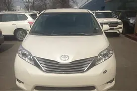 丰田塞纳四驱顶配 天津最新行情报价多少钱图片