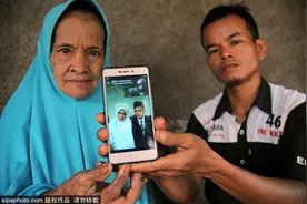 不畏世俗！印尼27岁小伙娶67岁老太图片