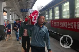兰渝铁路开通！跟着镜头一起去打望吧图片