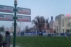 哈尔滨火车站北广场14条公交线路站台最新调整，千万看好位置在哪里，别白等了！图片