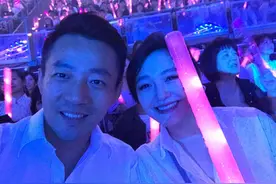 汪小菲庆与大S相识7周年 一起去听周杰伦演唱会图片