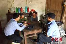 滇皖警方两地协力 失散20年兄妹终相认(图)图片