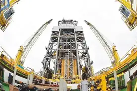 中国试采成功 可燃冰规模开采终现“光明”图片