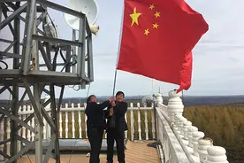 坚守者｜塞罕坝夫妻瞭望员：亲戚朋友很少来往，希望儿子接班图片