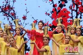 裘派“女花脸”崔馨月在津举办省亲京剧演唱会图片